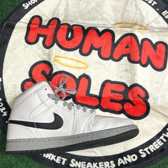 Jordan 1 Mid Cement - Picture 3 of 6